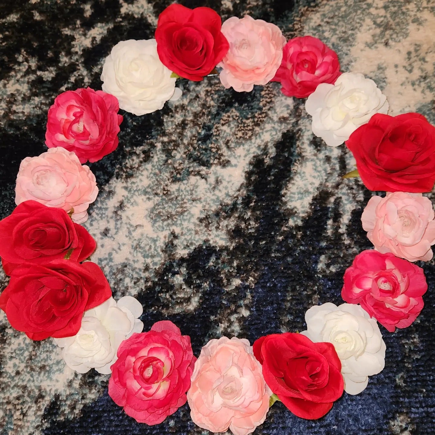 Circular Floral V-Day Wreath